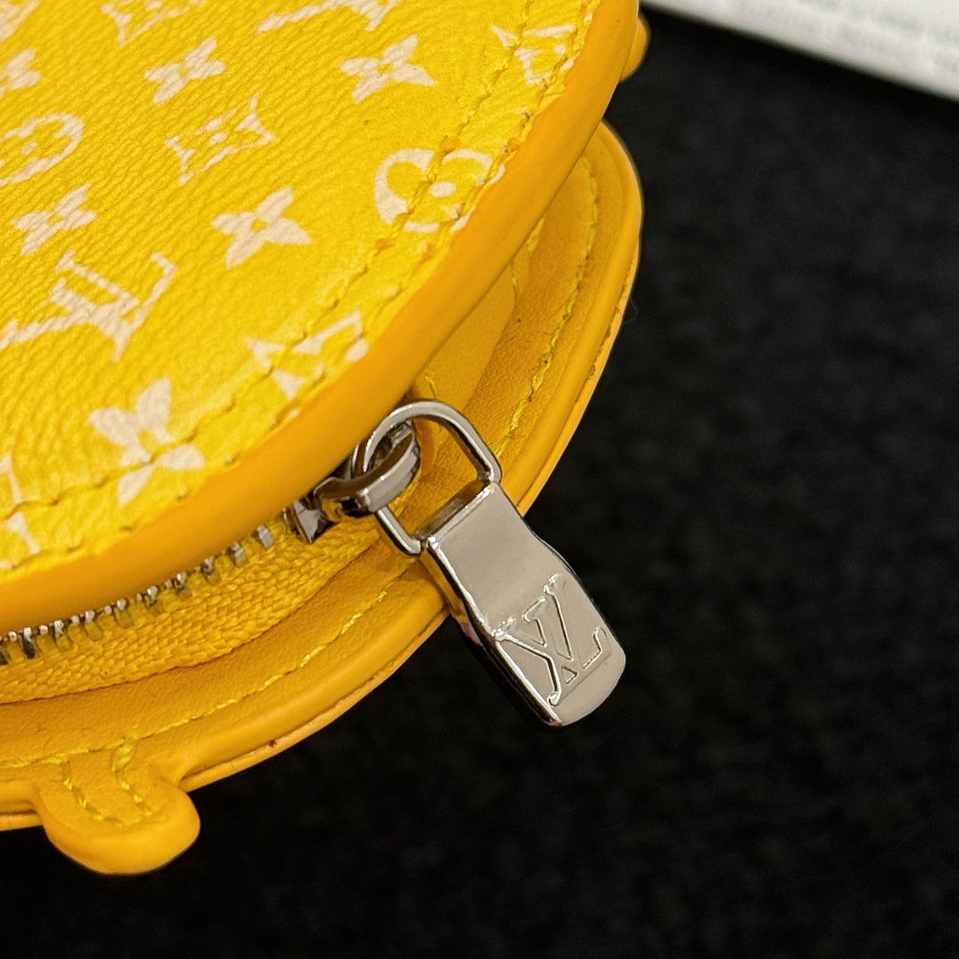 LV Yellow Crab Bag Charm M01932